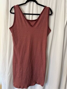 Therapy Striped V-Neck Sleeveless Dress in Rose and Burgundy size XL